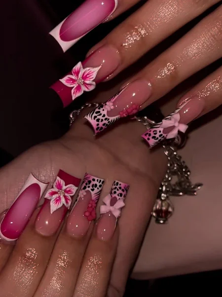 VIN NAIL BAR