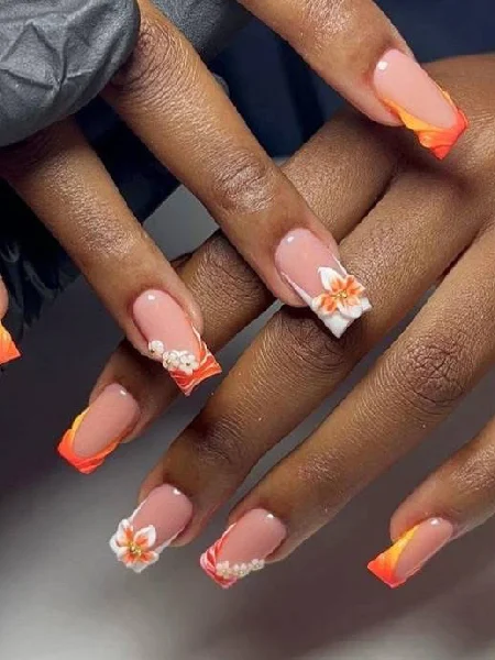 VIN NAIL BAR