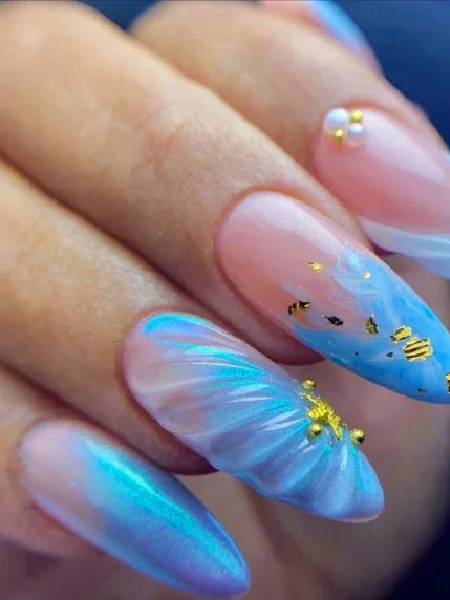 VIN NAIL BAR