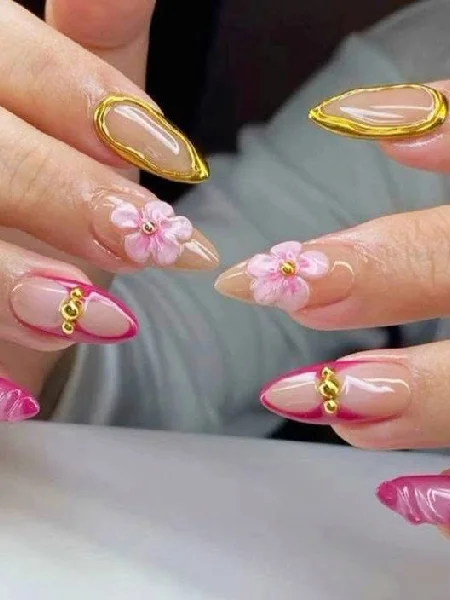 VIN NAIL BAR